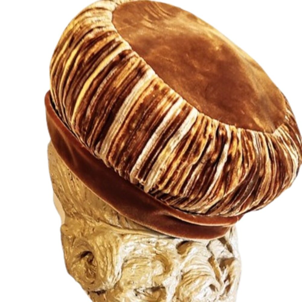 1960s Mod Vintage Designer Rust Velvet Pleated Big Bubble Style Hat Lilly Dache - Picture 4 of 7